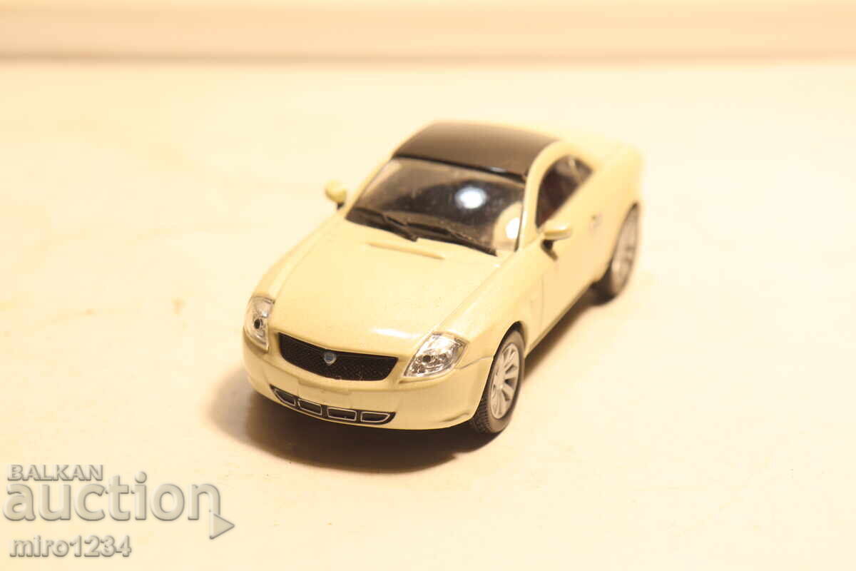Licitație 1/43 NOREV LANCIA MAȘINUȚĂ JUCĂRIE MODEL Licitație 1/43 NOREV LANCIA MAȘINUȚĂ JUCĂRIE MODEL