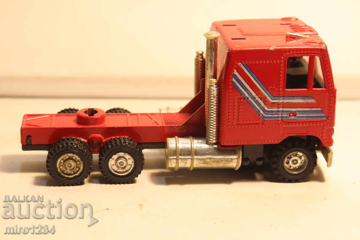 1/43 JUCĂRIE VECHE CAMION MAȘINUȚĂ MODEL - 5 1/43 JUCĂRIE VECHE CAMION MAȘINUȚĂ MODEL - 5