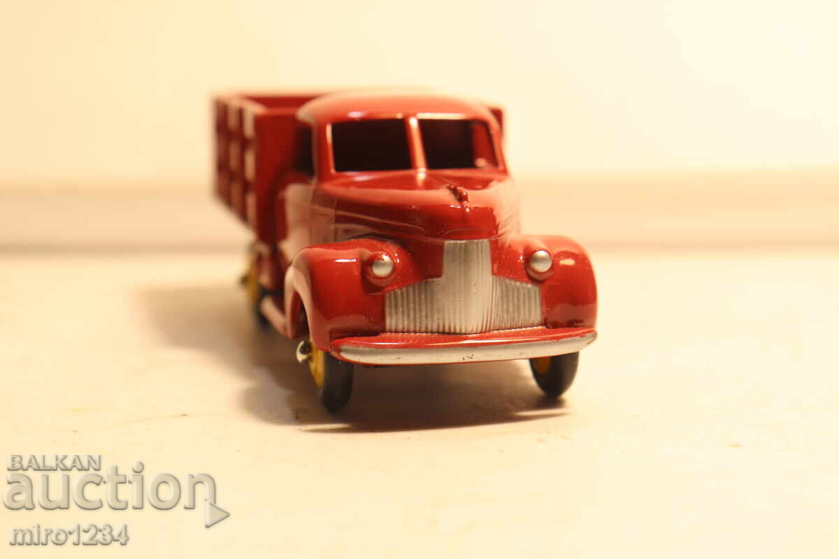 Livrarea DINKY TOYS STUDEBAKER CAMION MAȘINUȚĂ MODEL Livrarea DINKY TOYS STUDEBAKER CAMION MAȘINUȚĂ MODEL