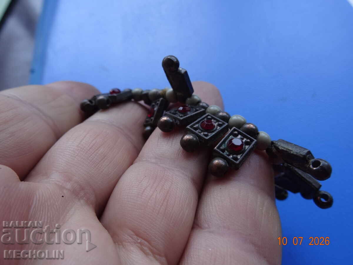 ΣΥΛΛΕΚΤΙΚΟ ΠΑΛΙΟ ΒΡΑΧΙΟΛΙ ΜΕ ΚΟΚΚΙΝΕΣ ΠΕΤΡΕΣ - 5