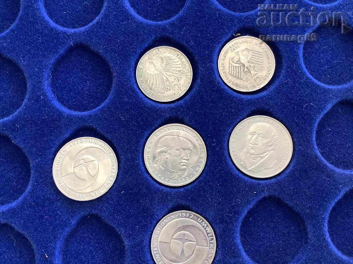 Auction  Coin binder with 14 pcs. of 5 marks + 2 pcs. of 2 marks