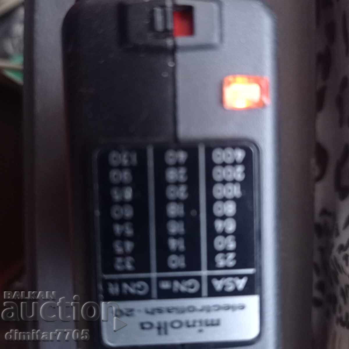 Delivery of Minolta 20 Flash