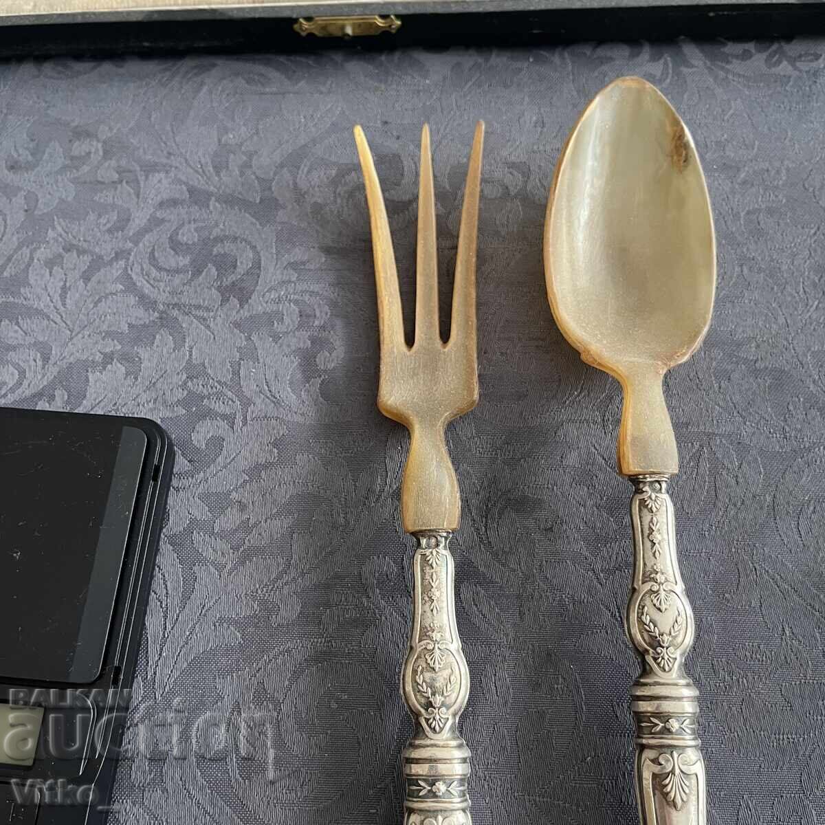 Tacâmuri franțuzești pentru servirea salatei cu mânere din argint - 6 Tacâmuri franțuzești pentru servirea salatei cu mânere din argint - 6