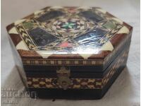 Wooden box