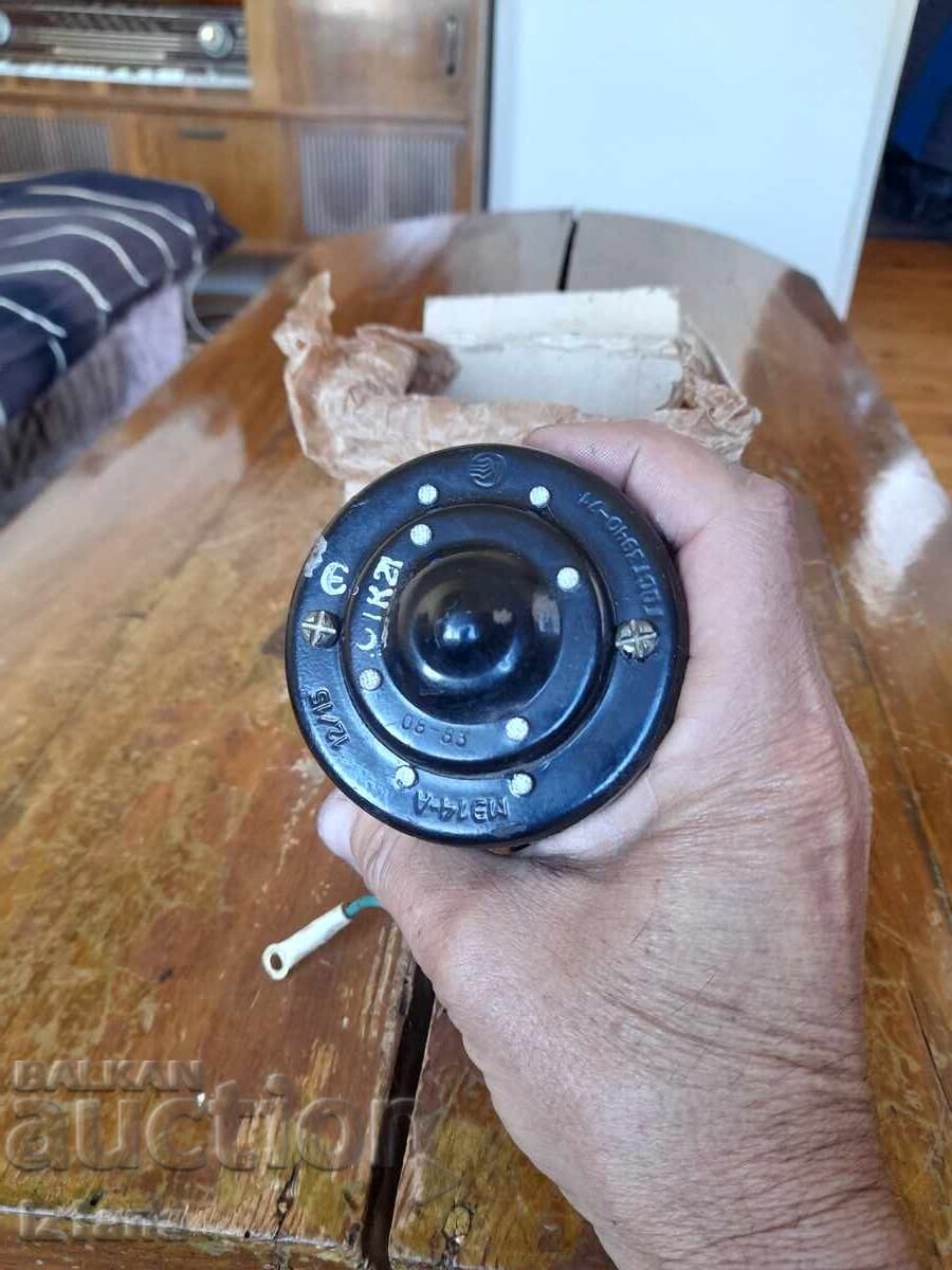 Παράδοση Παλιός ρωσικός ηλεκτροκινητήρας αυτοκινήτου