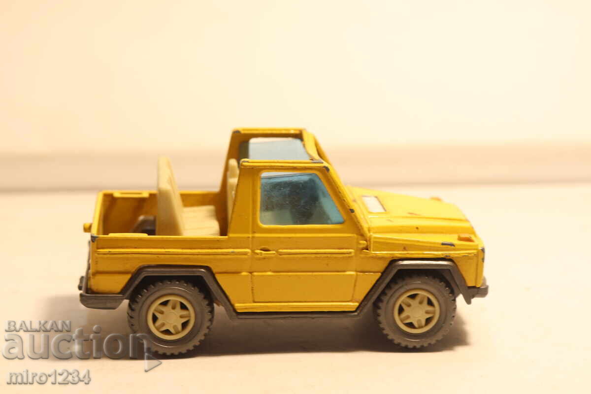 1/43 MERCEDES TOY CAR MODEL - 5