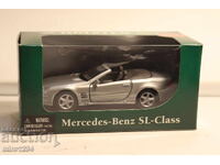 1/34 MERCEDES BENZ SL MODEL CAR