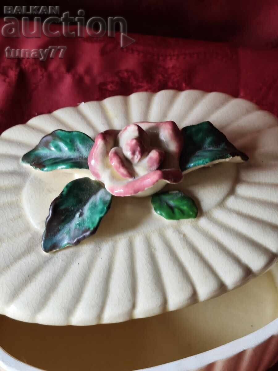 Vintage. Cutie retro pentru bijuterii sau obiecte mici, buchet cu preț € 0.01 | 0.02 BGN