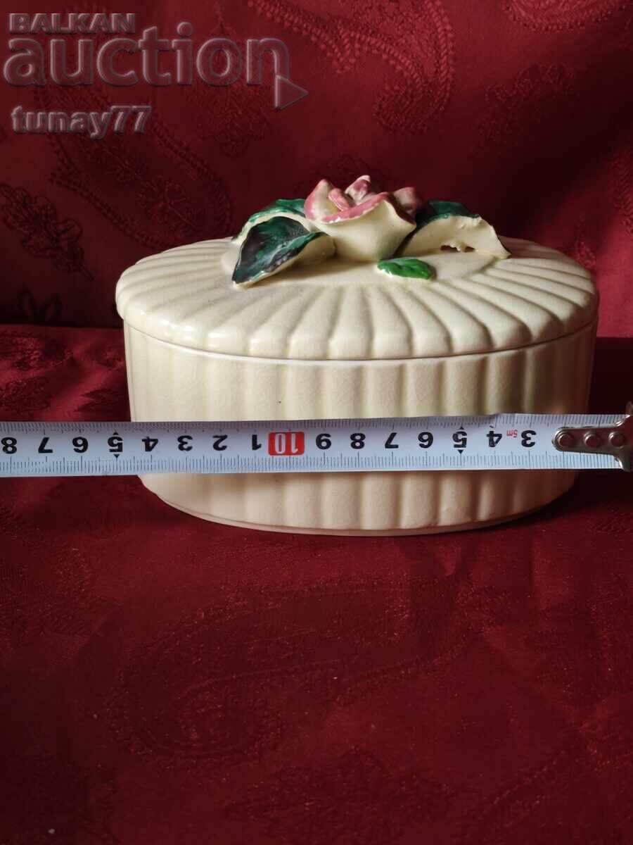 Vintage. Cutie retro pentru bijuterii sau obiecte mici, buchet - 5