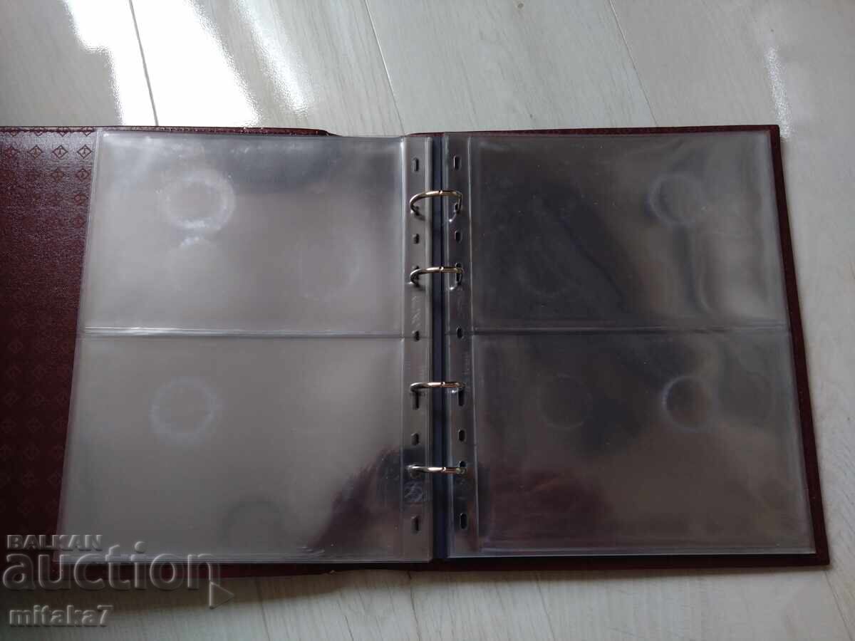 Auction  Album with pockets for sets