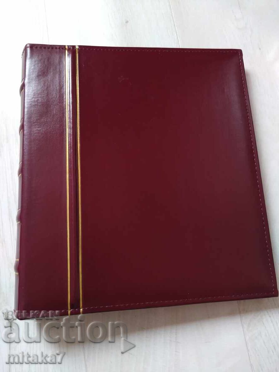 Album with pockets for sets
