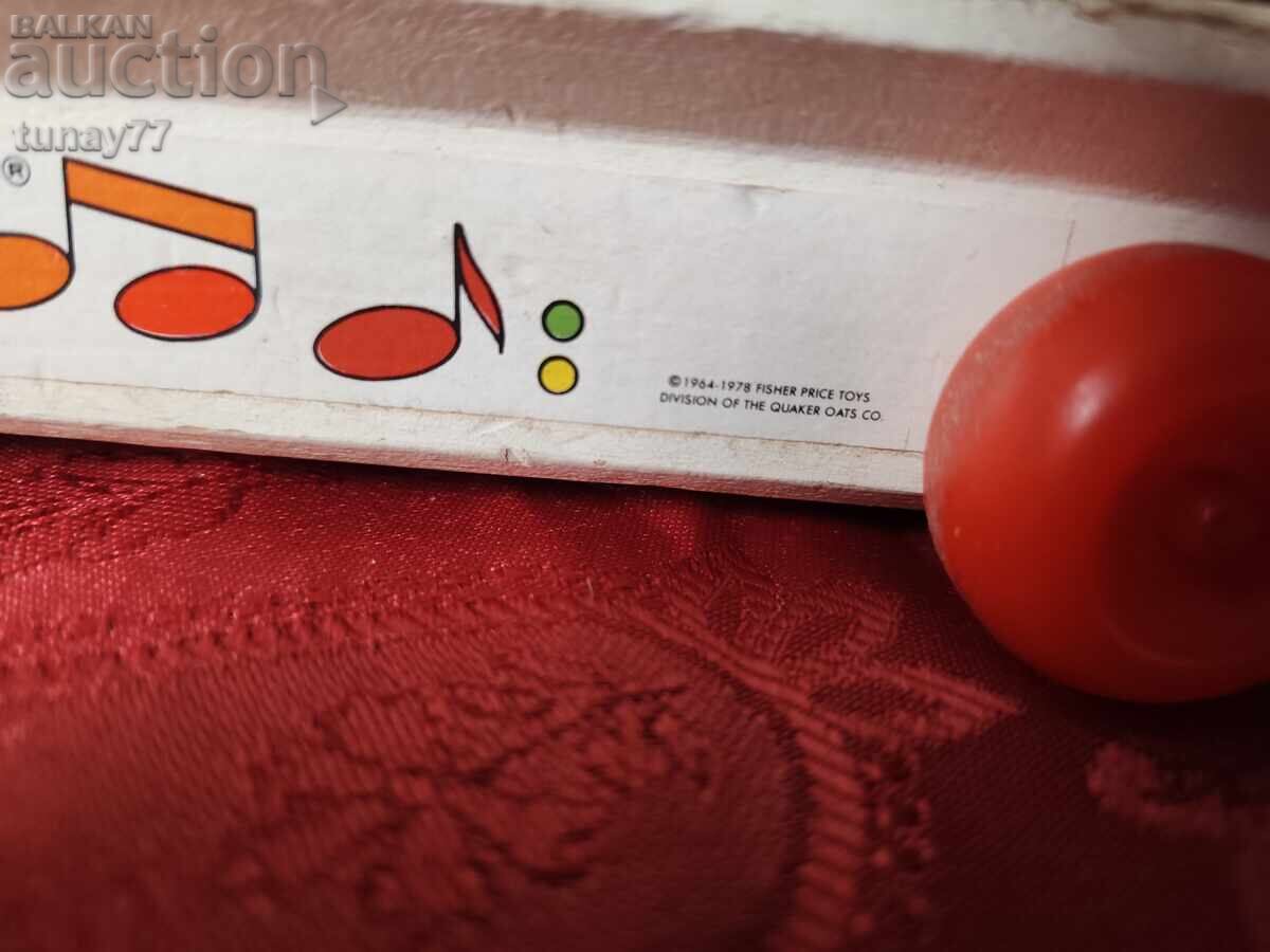 Livrarea Xilofon muzical pentru copii pe roți de la marca Fisher-Price