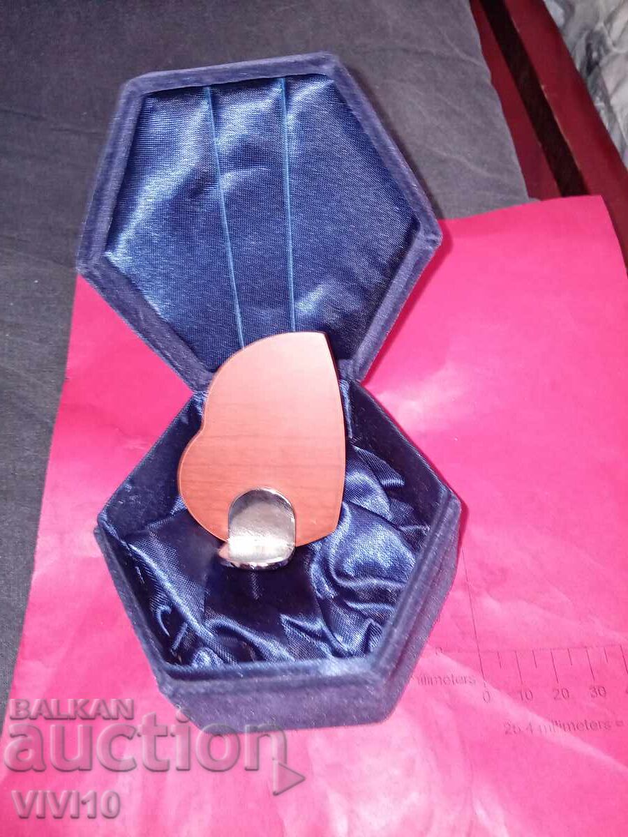 Antique silver icon, in a box, 900 purity with price € 25.00 | 48.90 BGN Antique silver icon, in a box, 900 purity with price € 25.00 | 48.90 BGN