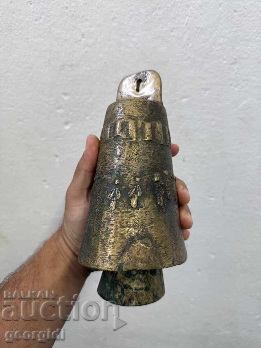 ГОЛЯМ стар чан 14,5см.  №8209 с цена € 350.00 | 684.54 лв.