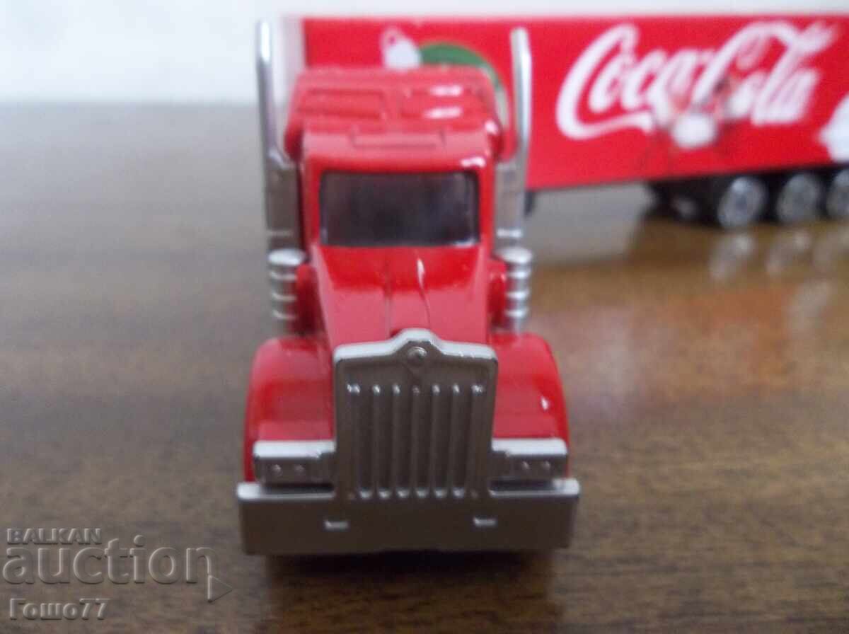 Un camion cu preț € 20.00 | 39.12 BGN Un camion cu preț € 20.00 | 39.12 BGN