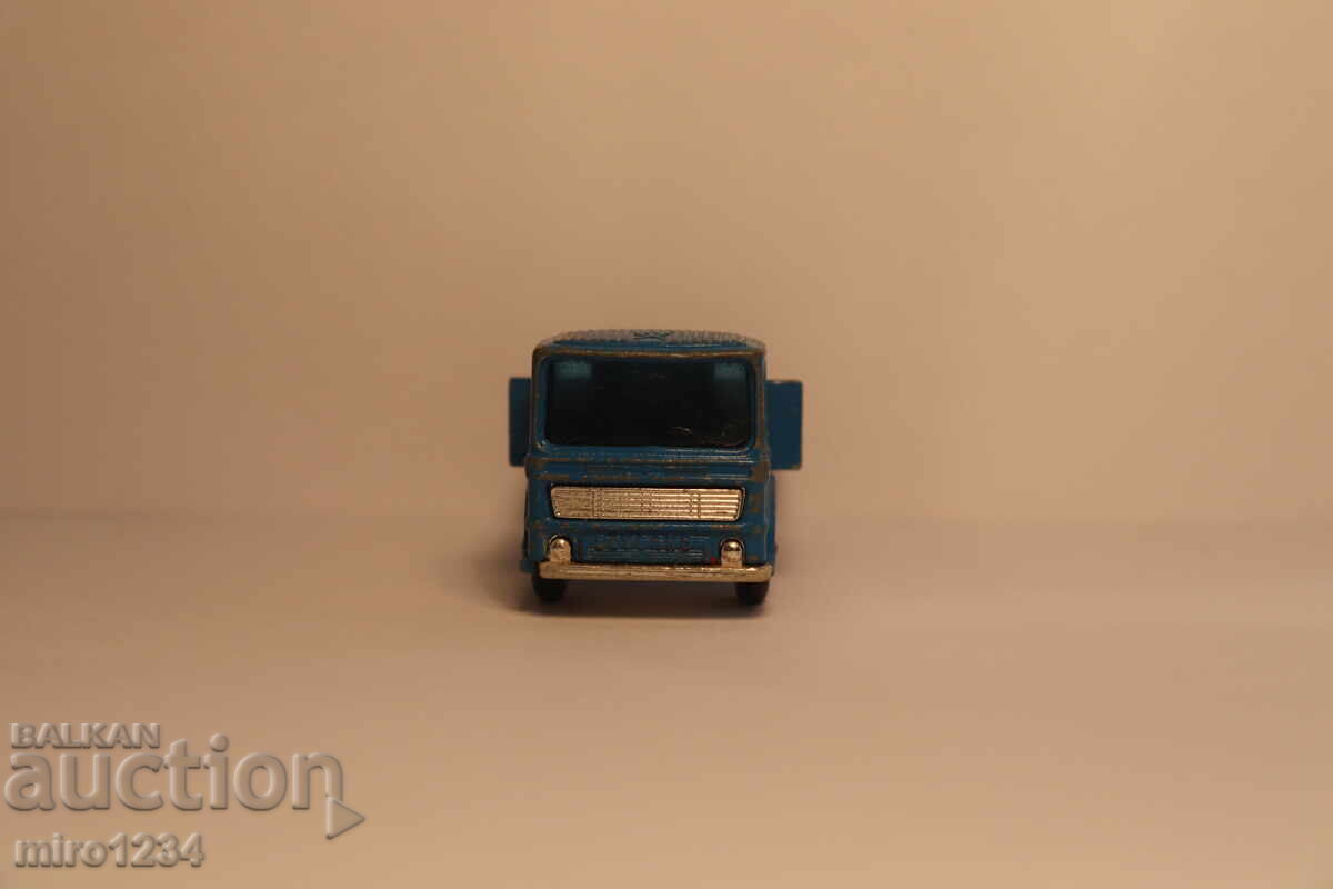 Licitație MATCHBOX MAȘINUȚĂ CAMION MODEL