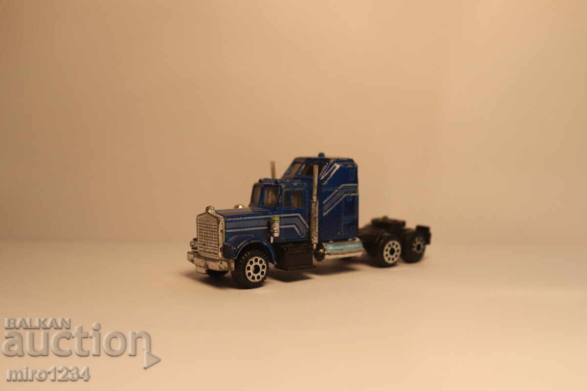 1/87 SCALE USA TRUCK MODEL - 5