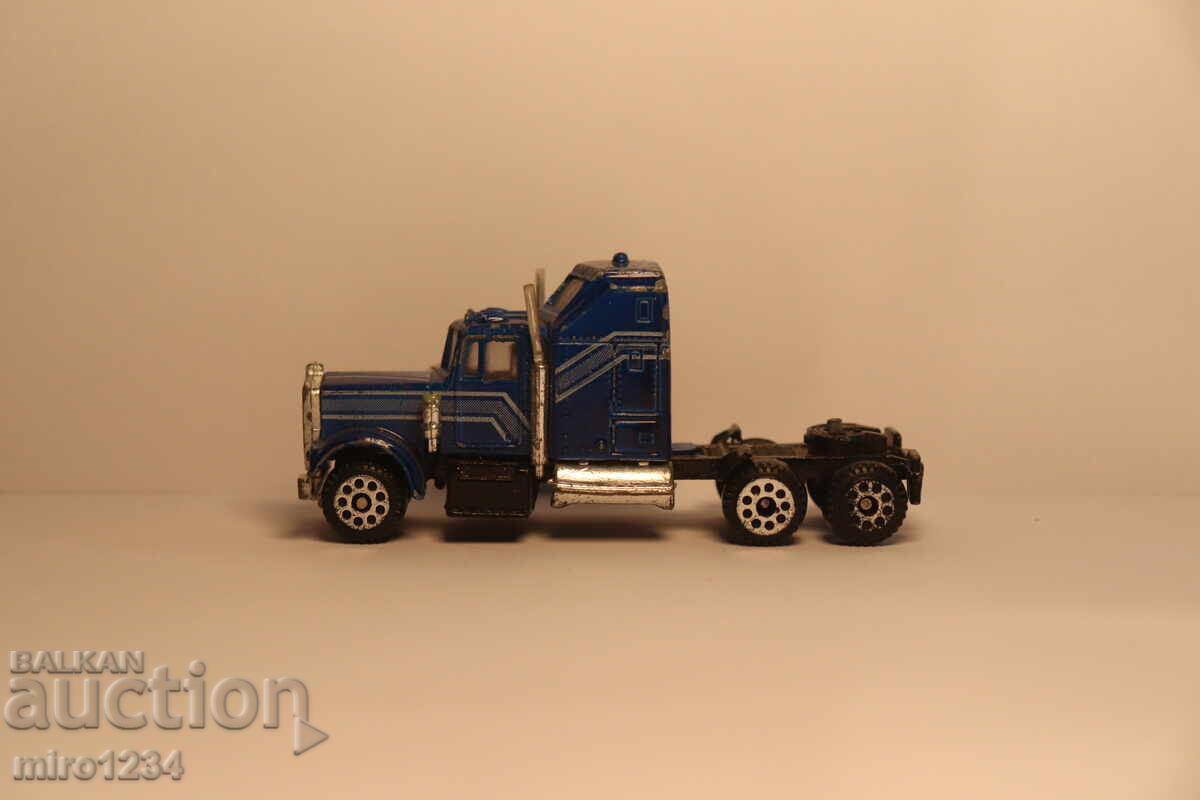 1/87 SCALE USA TRUCK MODEL
