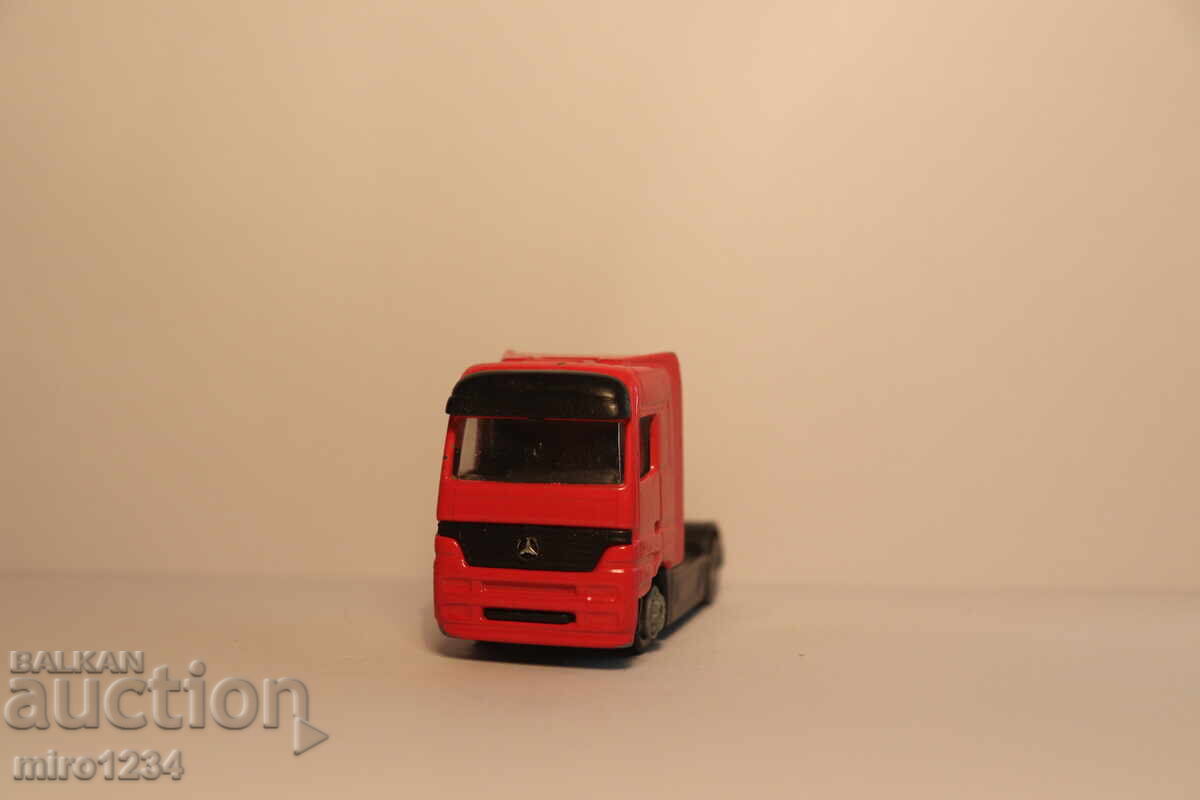 Δημοπρασία ΜΟΝΤΕΛΟ ΦΟΡΤΗΓΟΥ MERCEDES ACTROS 1/87