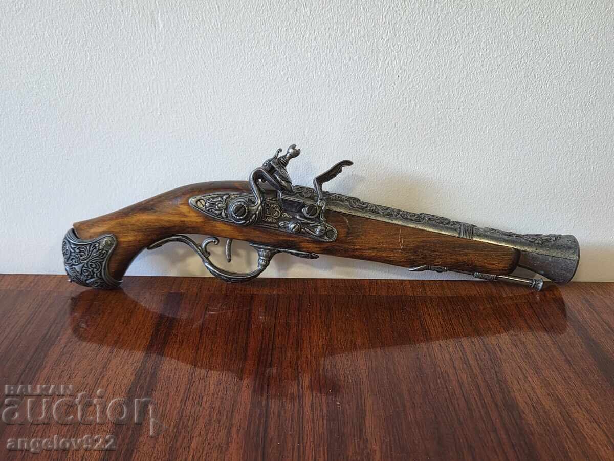 Replica pistol cu cremene!!! Replica pistol cu cremene!!!