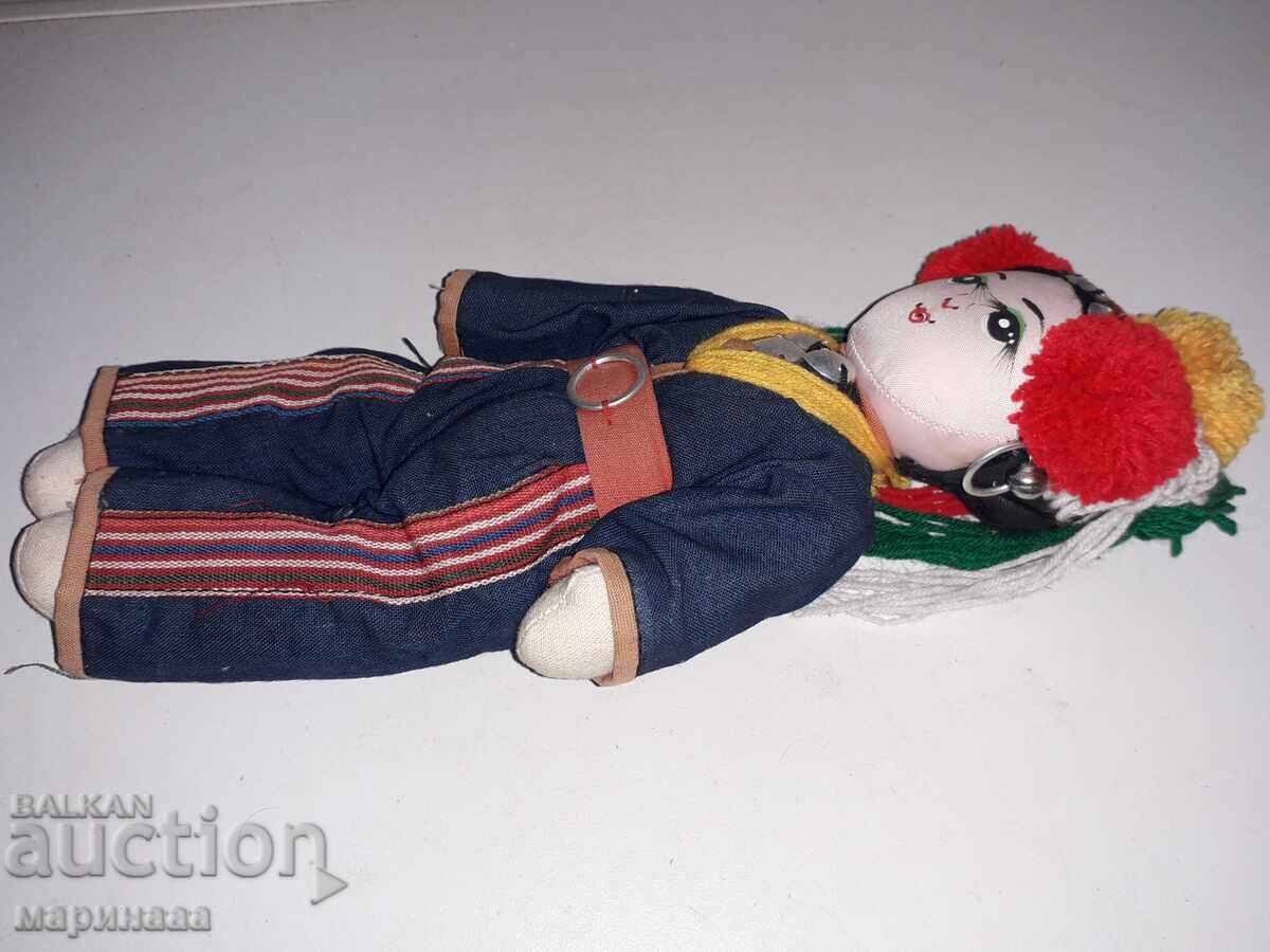 Auction  DOLL. COSTUME. THAILAND. TEXTILE