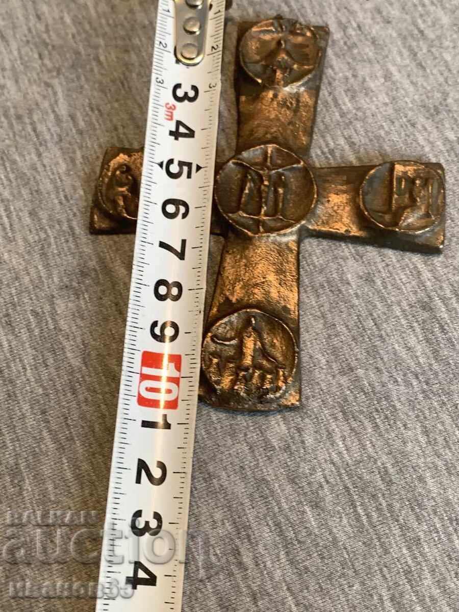 Auction Old bronze crucifix cross Auction Old bronze crucifix cross