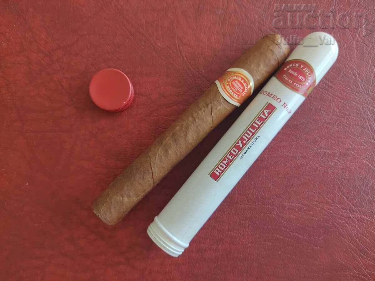 Trabuc cubanez Romeo Y Julieta No.2, preț de pornire de la 0,01 cenți