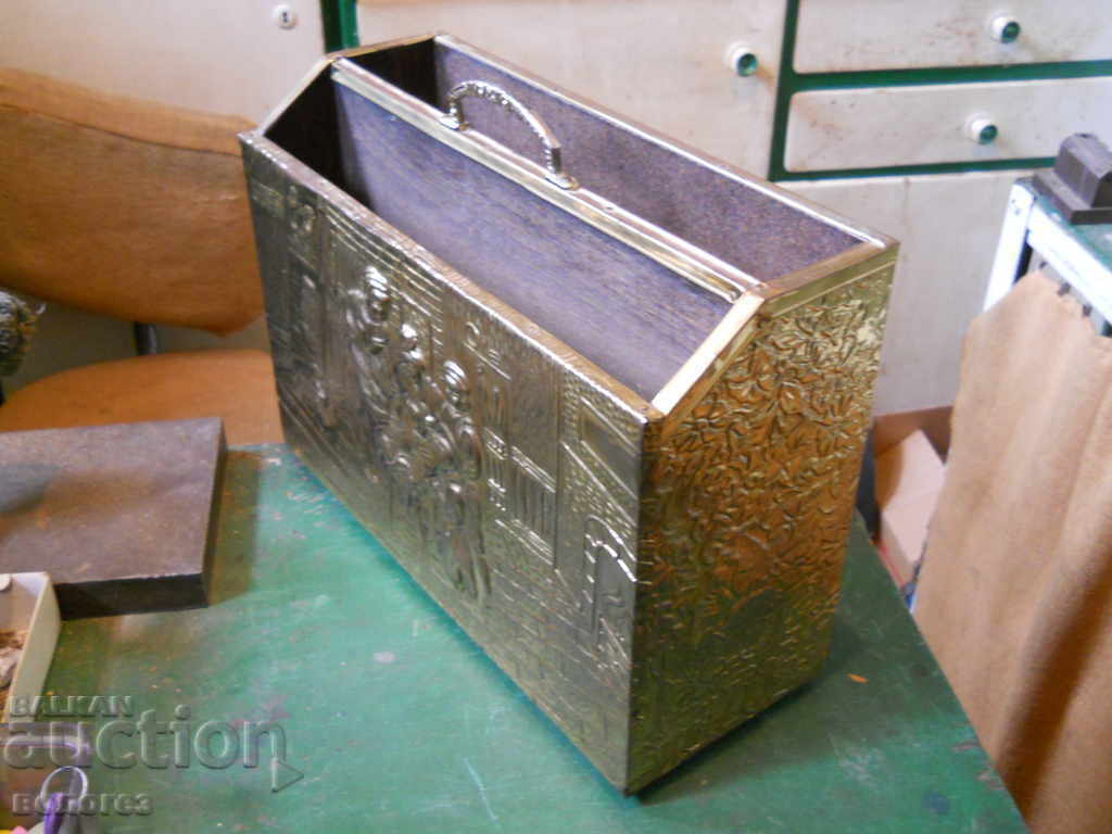 Auction Antique Bronze Newspaper / Magazine Box (England) Auction Antique Bronze Newspaper / Magazine Box (England)