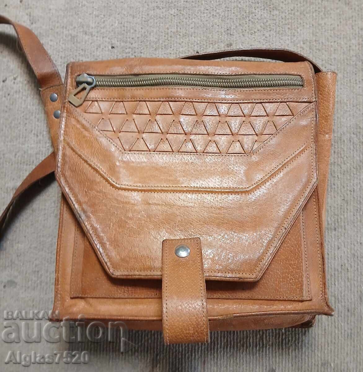 Leather bag made of genuine leather