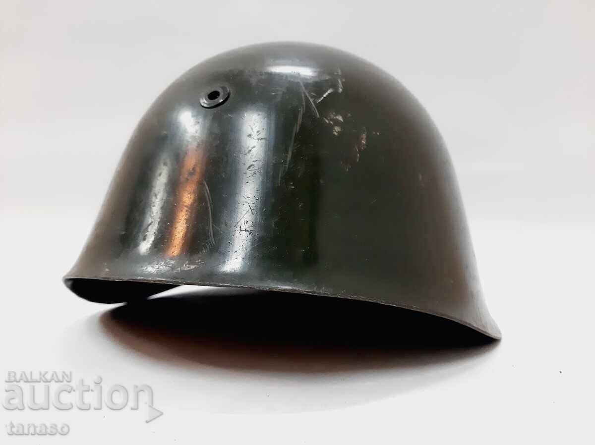 Delivery of Bulgarian army steel helmet, M51/72 helmet, size 57 Delivery of Bulgarian army steel helmet, M51/72 helmet, size 57