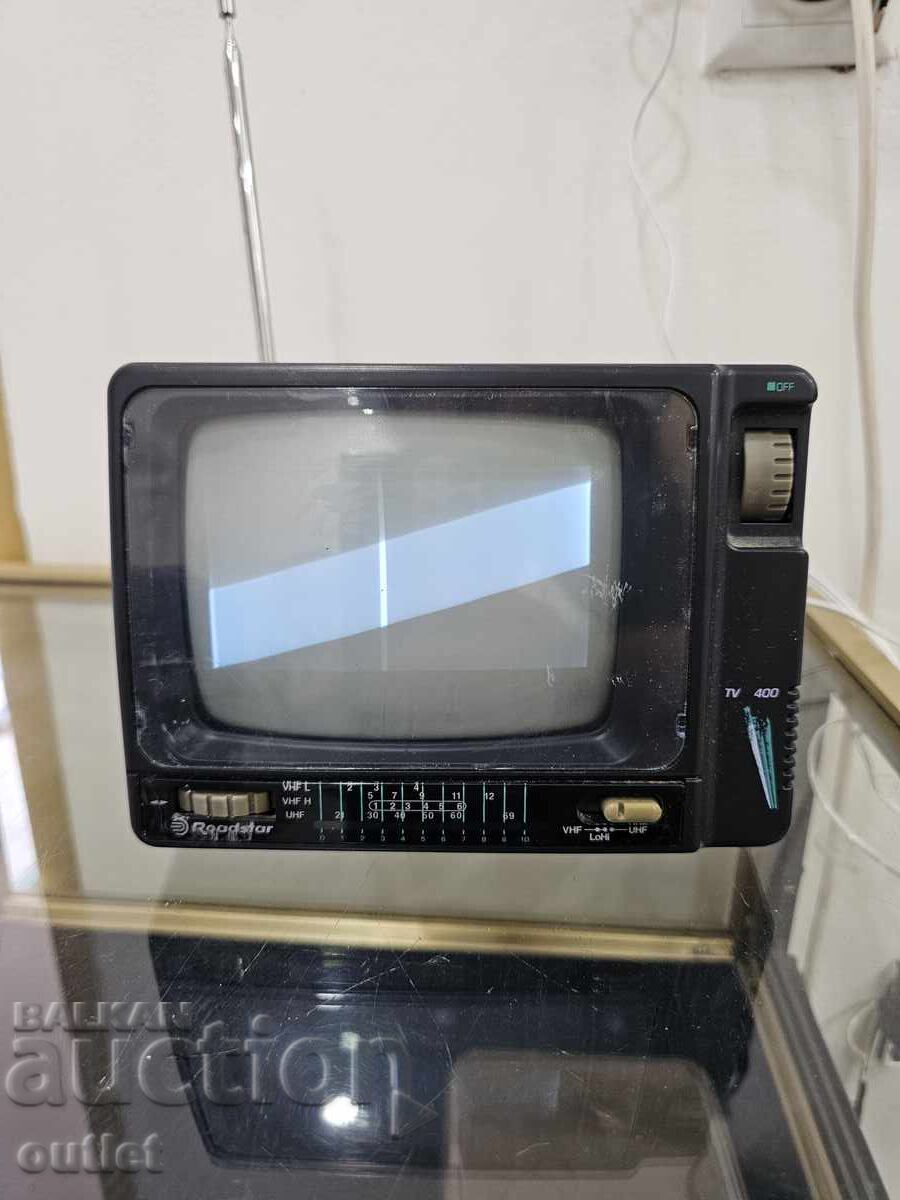 Телевизор Roadstar TV-400N