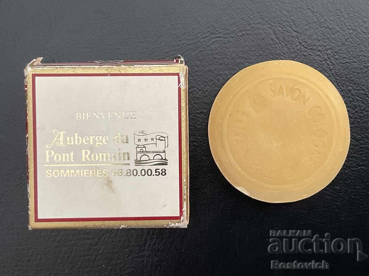 Винтидж парфюмиран сапун Roger & Gallet Paris, Extra-Vieille с цена € 9.00 | 17.60 лв. Винтидж парфюмиран сапун Roger & Gallet Paris, Extra-Vieille с цена € 9.00 | 17.60 лв.