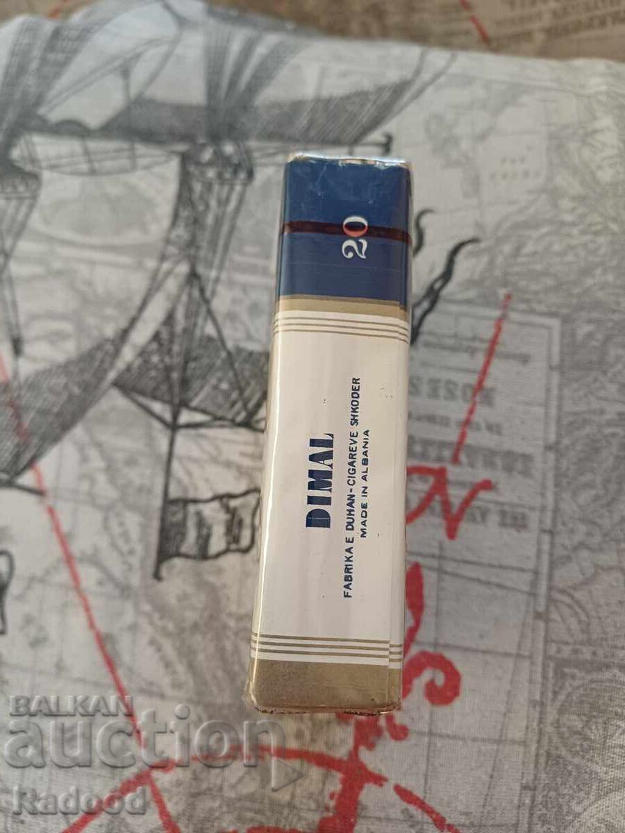 Auction  DIMAL cigarettes