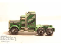 1/64 MATCHBOX TRUCK CAR MODEL