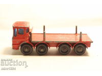 1/64 MATCHBOX TRUCK CAR MODEL