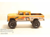 1/64 MATCHBOX TRUCK CAR MODEL