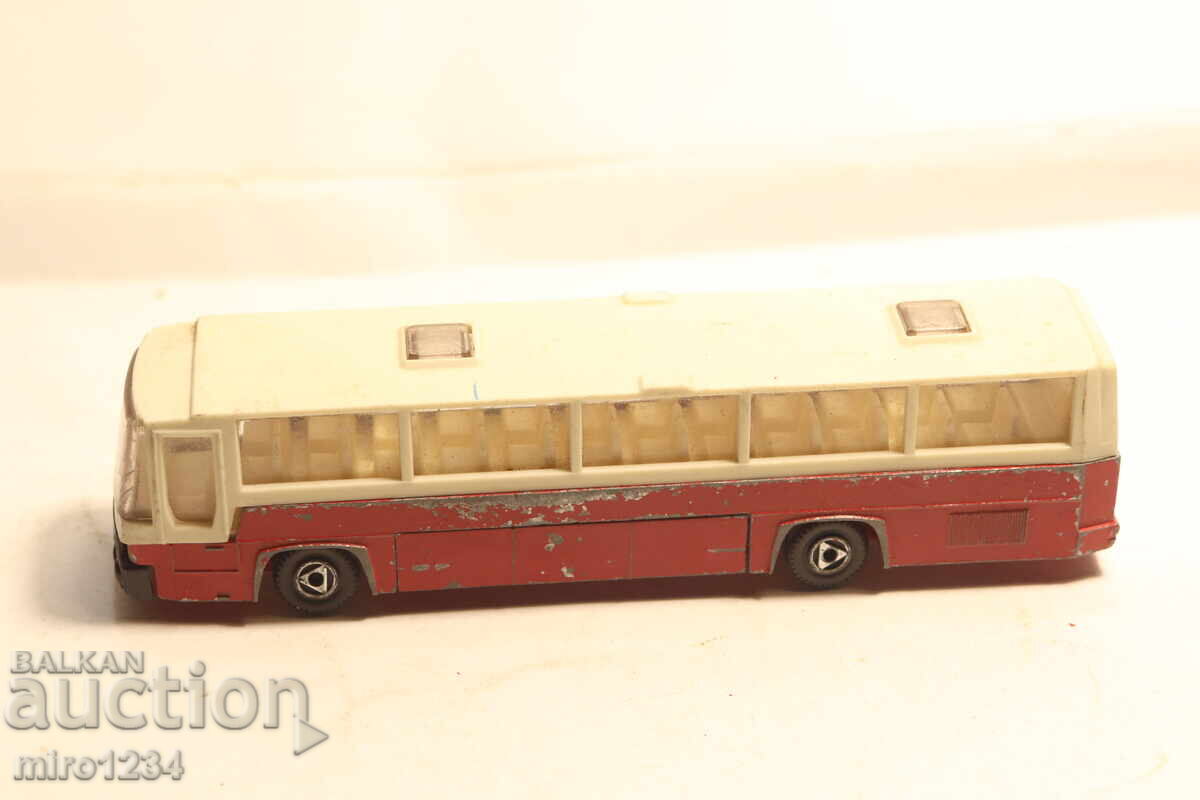 MAJORETTE AUTOBUZ CAMION MAȘINUȚĂ MODEL cu preț € 0.01 | 0.02 BGN