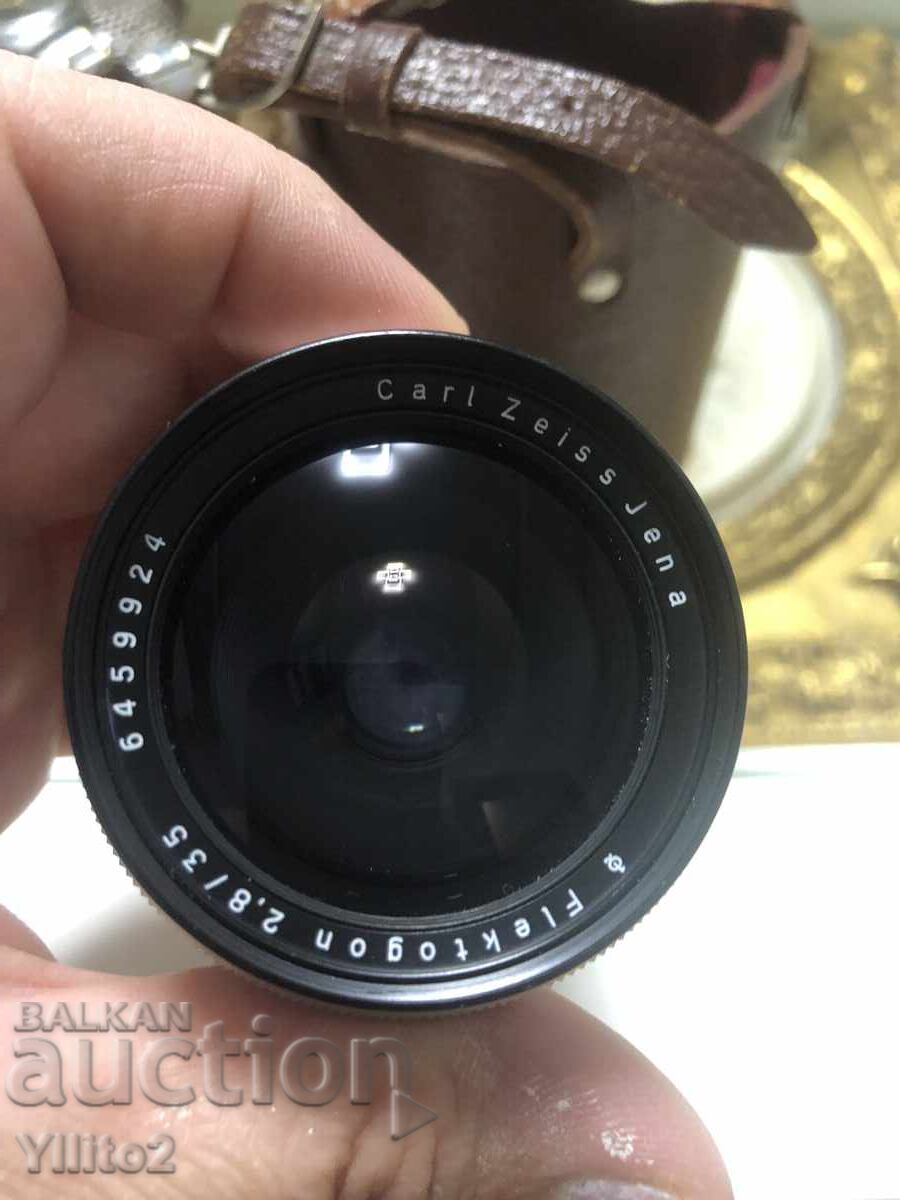 Παράδοση Φακός Carl Zeiss Jena Flektogon