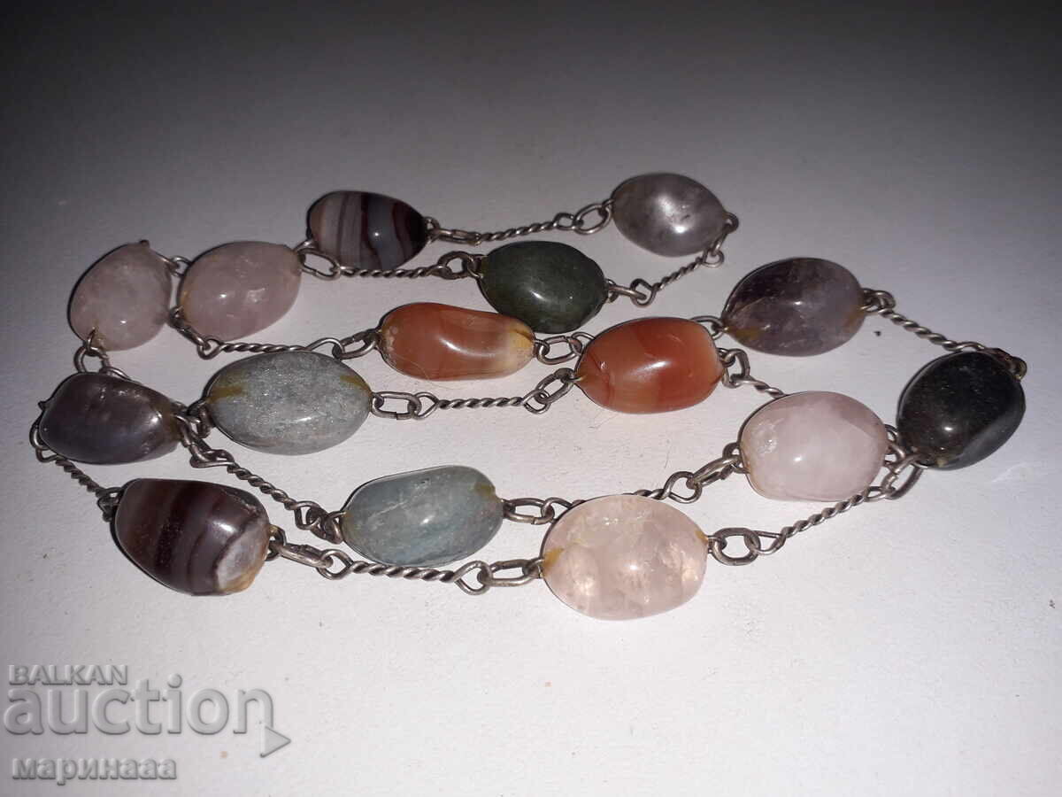 Auction AGATE NECKLACE Auction AGATE NECKLACE