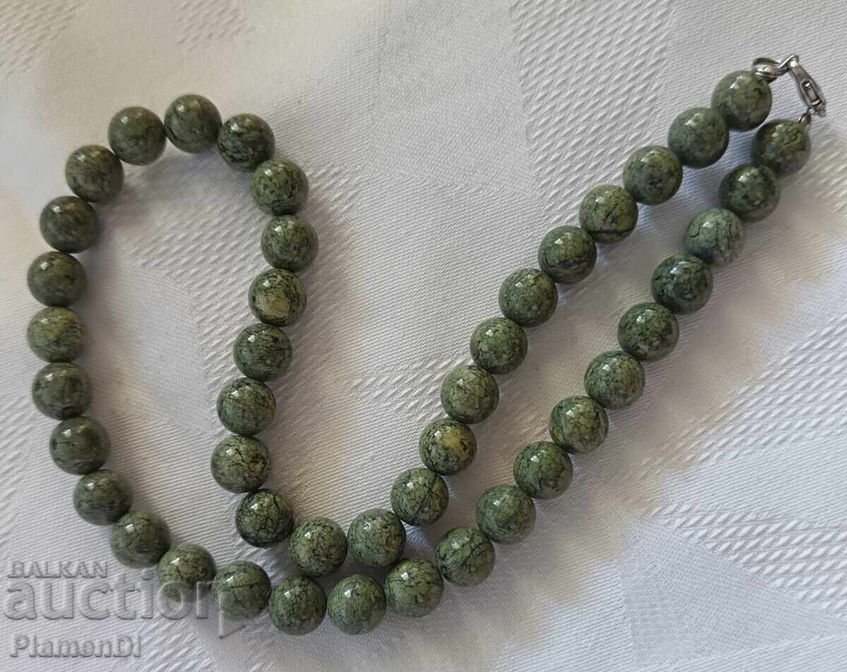Colier/șirag din piatră semiprețioasă naturală Serpentin rusesc cu preț € 6.00 | 11.74 BGN
