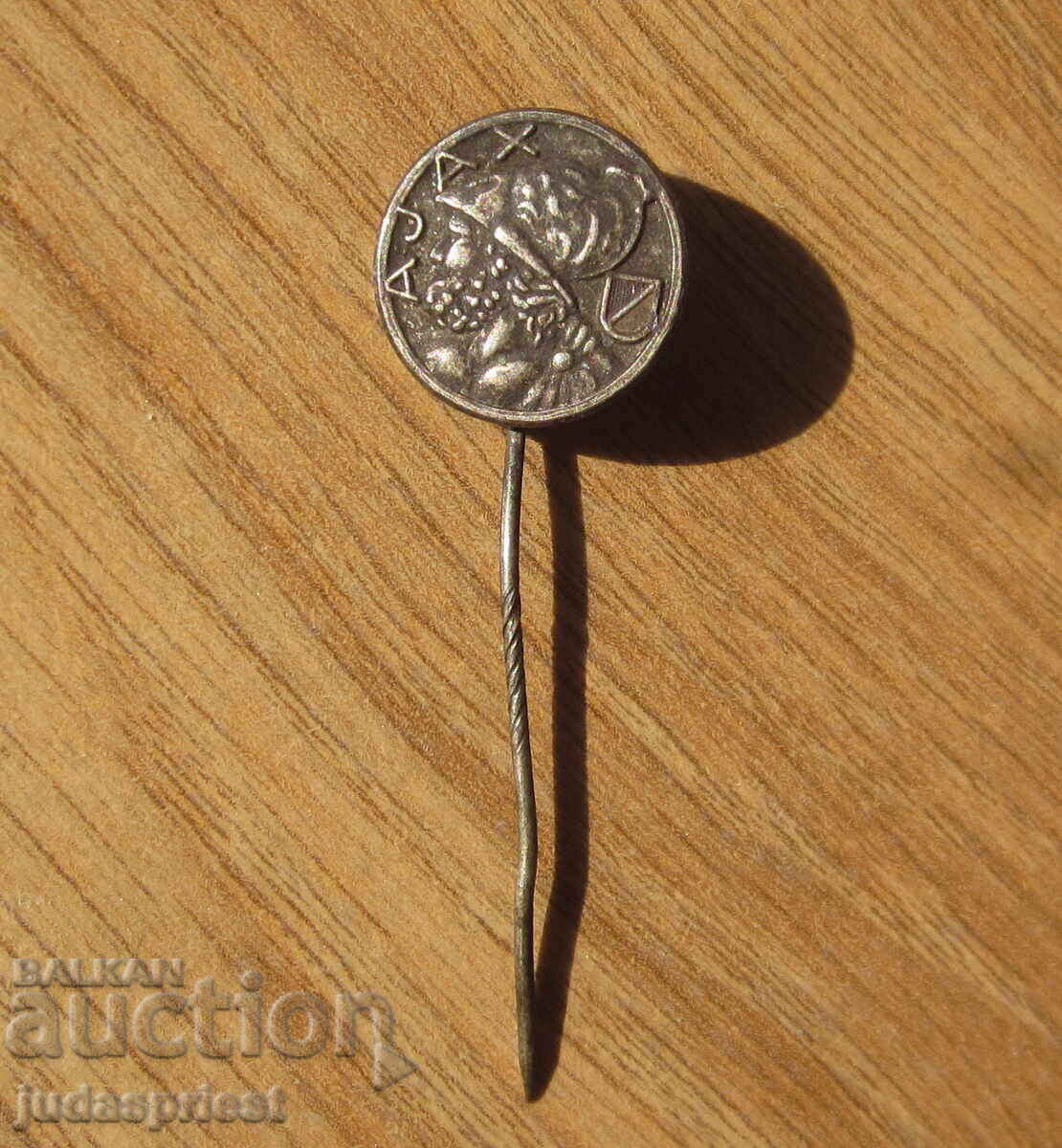 παλιά ποδοσφαιρική κονκάρδα σήμα ποδοσφαιρικού συλλόγου ΑΓΙΑΞ με τιμή € 5.00 | 9.78 BGN