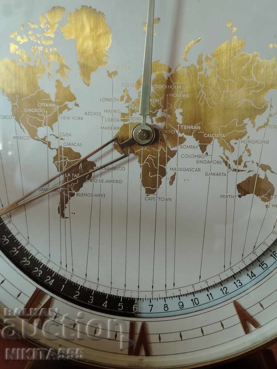 Рядък механичен часовник Kienzle от месинг,50-те год. нa XXв с цена 800.00 € Рядък механичен часовник Kienzle от месинг,50-те год. нa XXв с цена 800.00 €