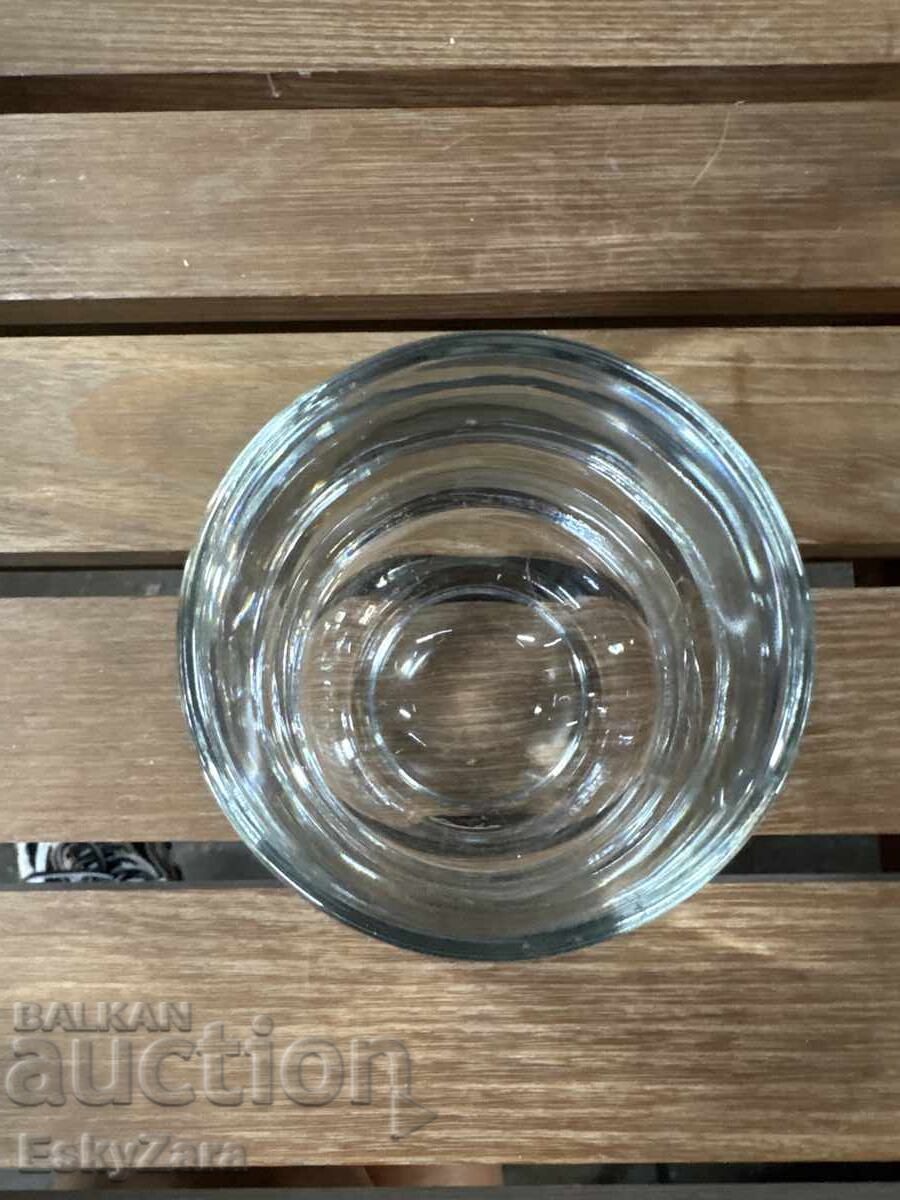 Licitație Pahar mare și greu din cristal Licitație Pahar mare și greu din cristal