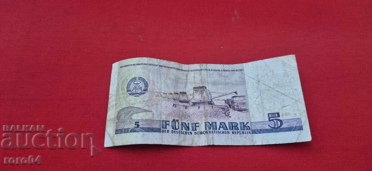 Livrarea DE LA UN EURO