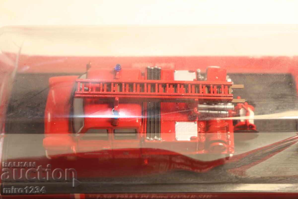 1/50 FORD ПОЖАРНА КАМИОН КОЛИЧКА МОДЕЛ - 6 1/50 FORD ПОЖАРНА КАМИОН КОЛИЧКА МОДЕЛ - 6