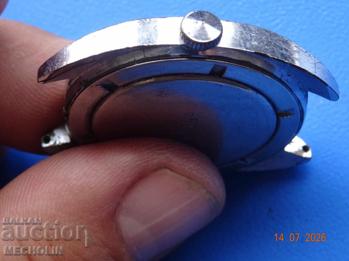 Delivery of OLD RUSSIAN COLLECTIBLE FLIGHT WATCH Delivery of OLD RUSSIAN COLLECTIBLE FLIGHT WATCH
