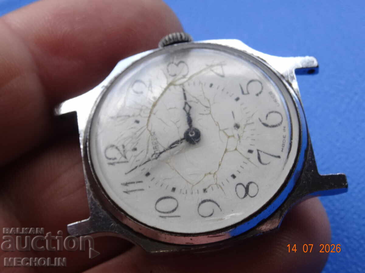 OLD RUSSIAN COLLECTIBLE WATCH VICTORY WINTER OLD RUSSIAN COLLECTIBLE WATCH VICTORY WINTER