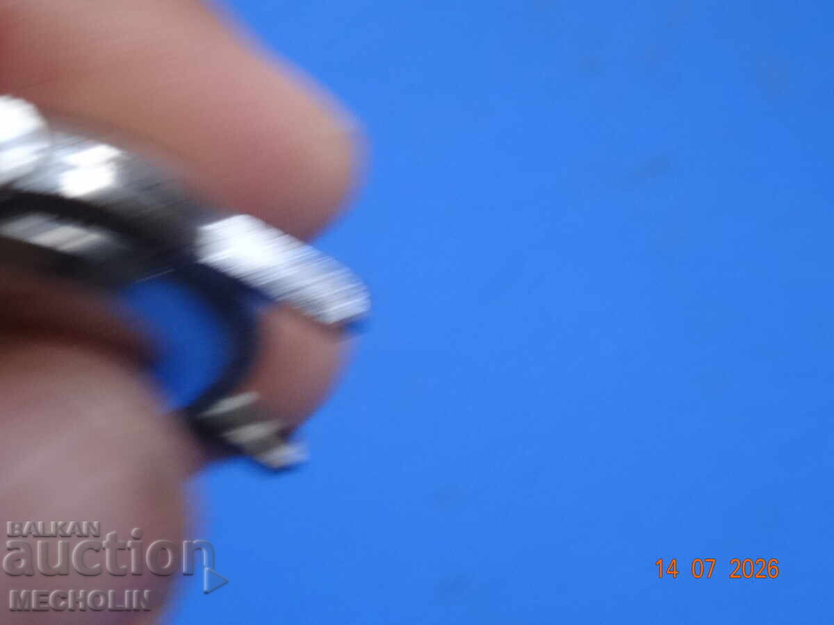 Delivery of OLD RUSSIAN COLLECTIBLE WATCH VICTORY WINTER Delivery of OLD RUSSIAN COLLECTIBLE WATCH VICTORY WINTER