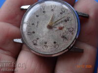 OLD RUSSIAN COLLECTIBLE WATCH VICTORY WINTER