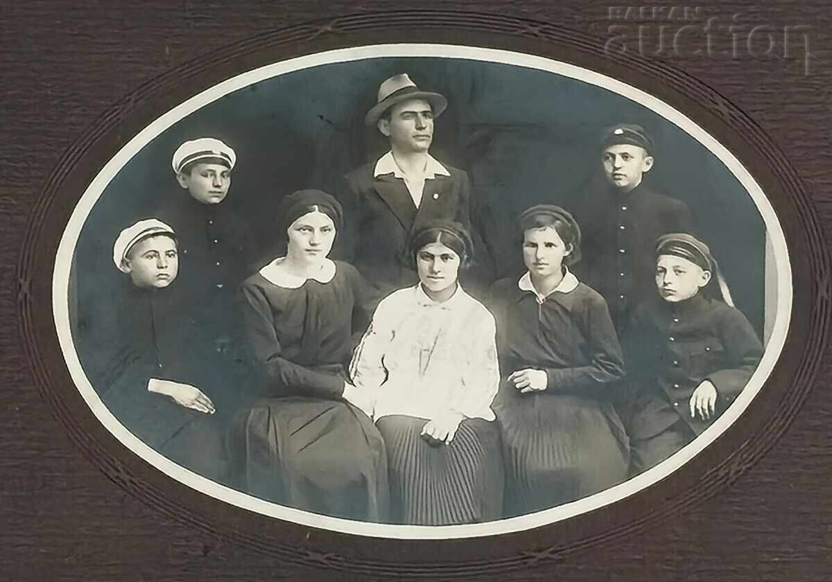 KAZANLAK LIBRARY COUNCIL PHOTO 1931 with price € 10.00 | 19.56 BGN KAZANLAK LIBRARY COUNCIL PHOTO 1931 with price € 10.00 | 19.56 BGN